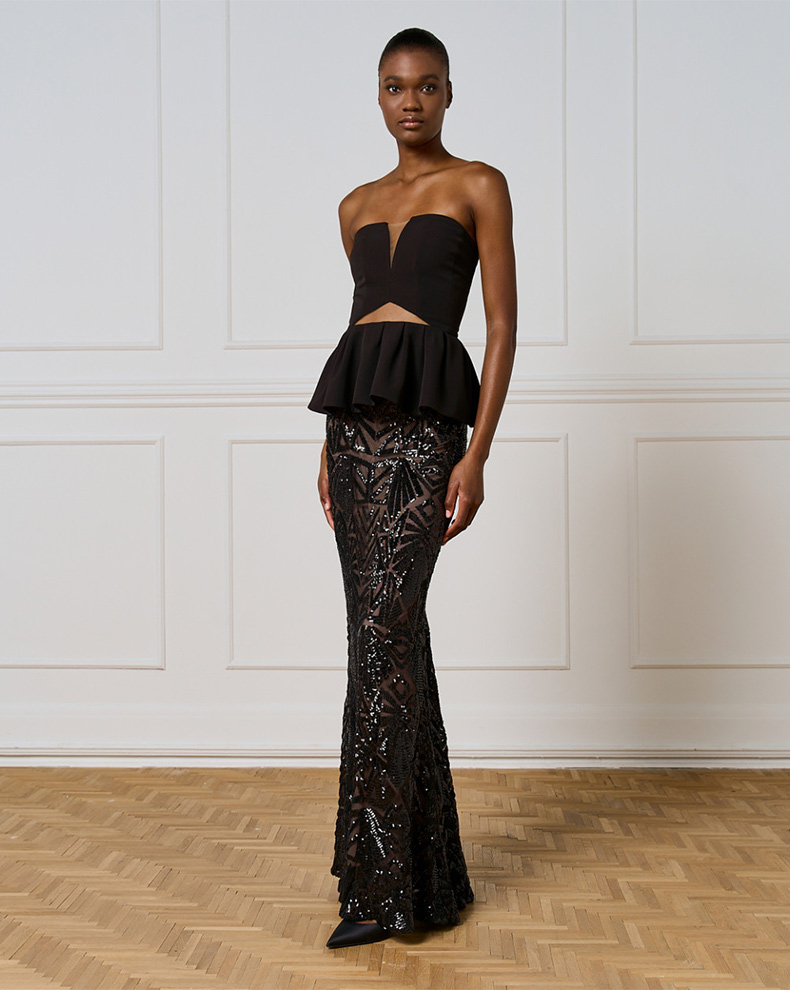 Τοπ με βολάν και άνοιγμα