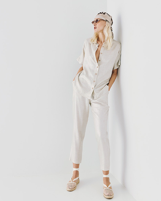 SHORT SLEEVE METALLIC EFFECT SHIRT