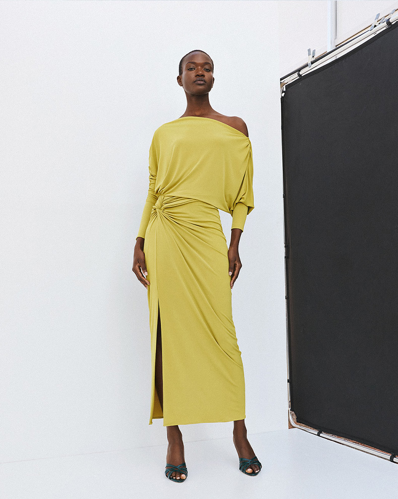 Maxi Dress With Knot Detail And Ruching - Access Fashion