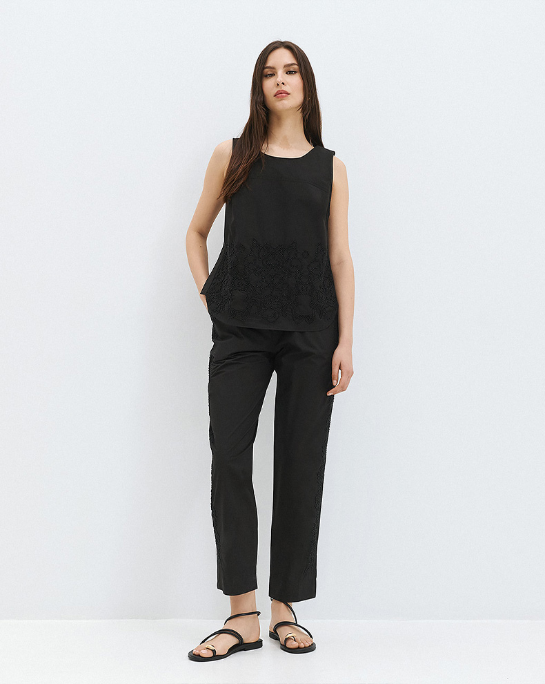 Sleeveless Top With Embroidery - Access Fashion