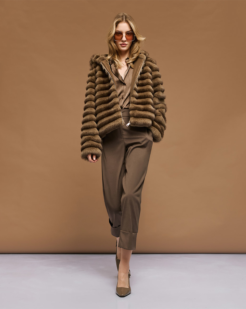 CROPPED JACKET WITH FAUX FUR