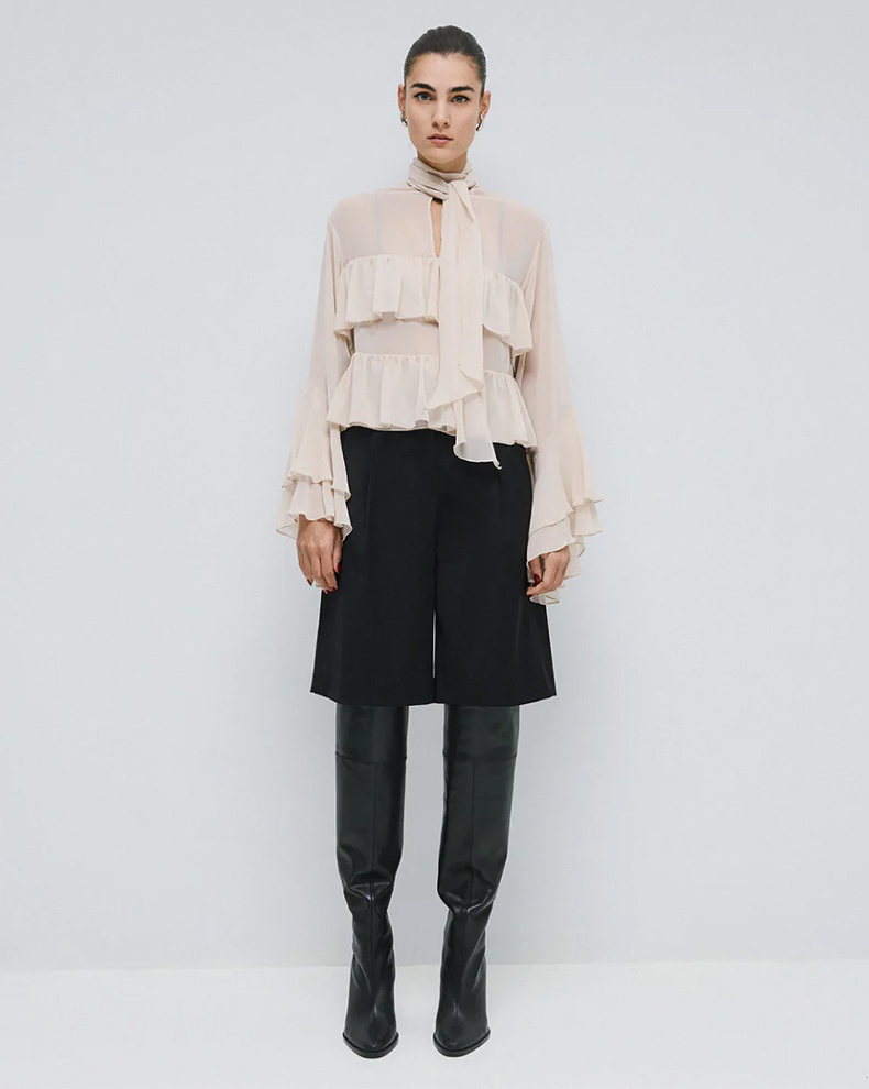 Short blouse with ruffles - Access Fashion