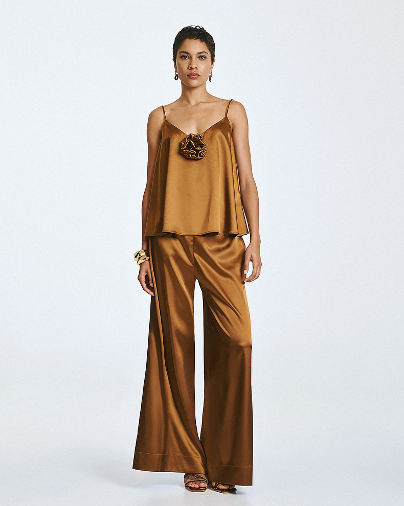 Satin top with flower brooch - Access Fashion