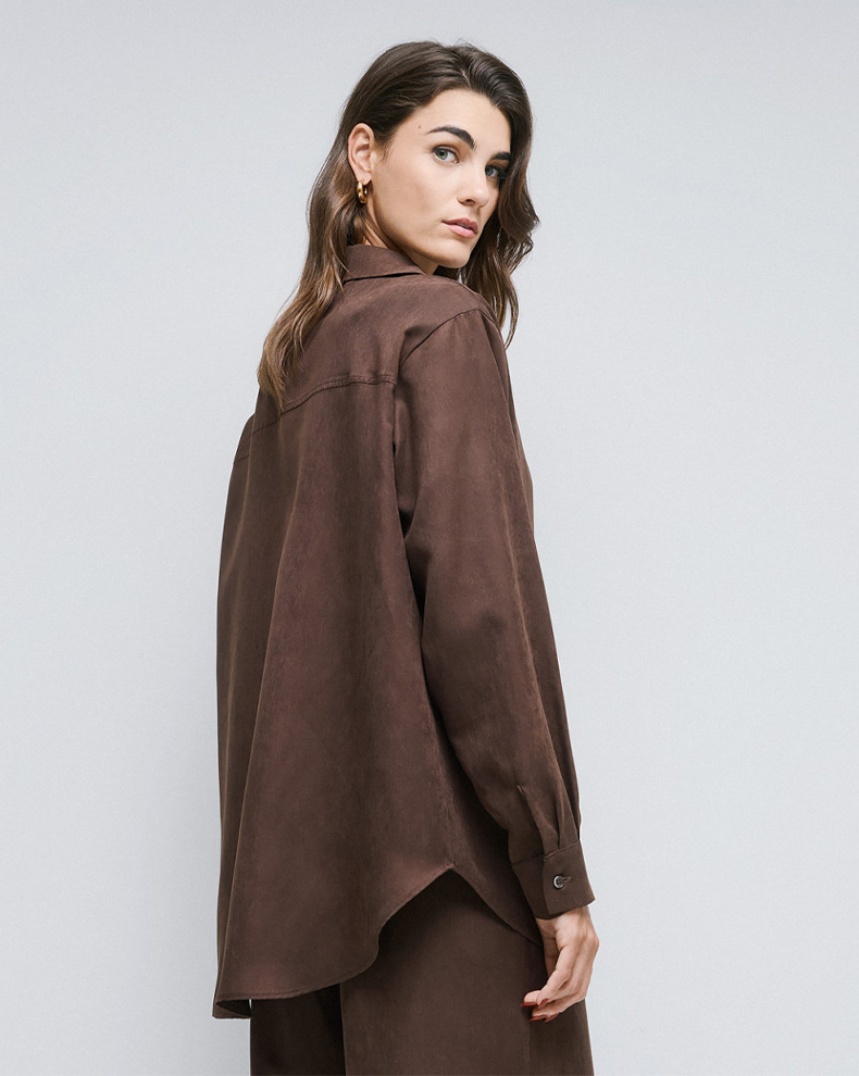 SHIRT WITH ROUNDED HEM