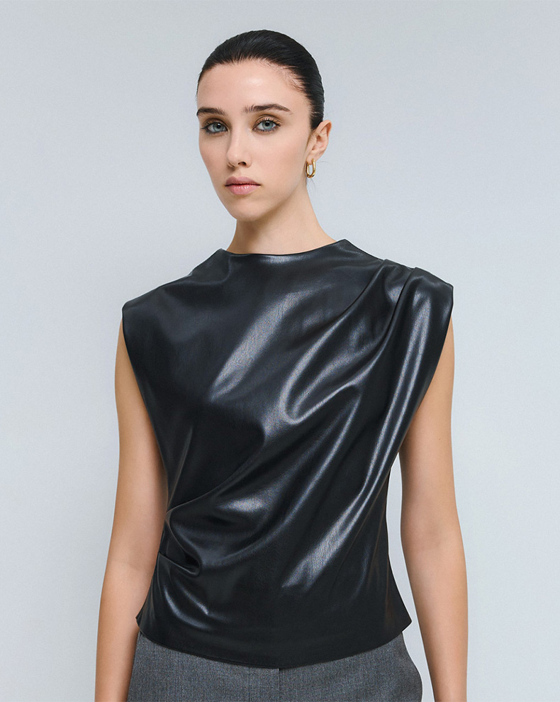 FAUX LEATHER TOP WITH PLEATS