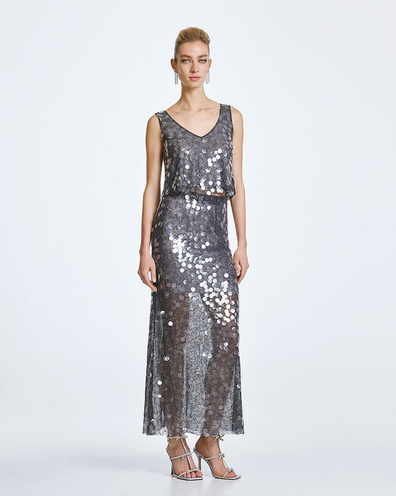 Sequined top with V neckline - Access Fashion