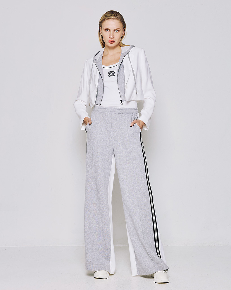 WOMANS PANTS
