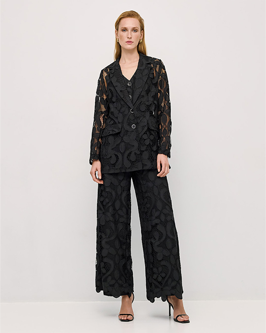 BRODERIE BLAZER