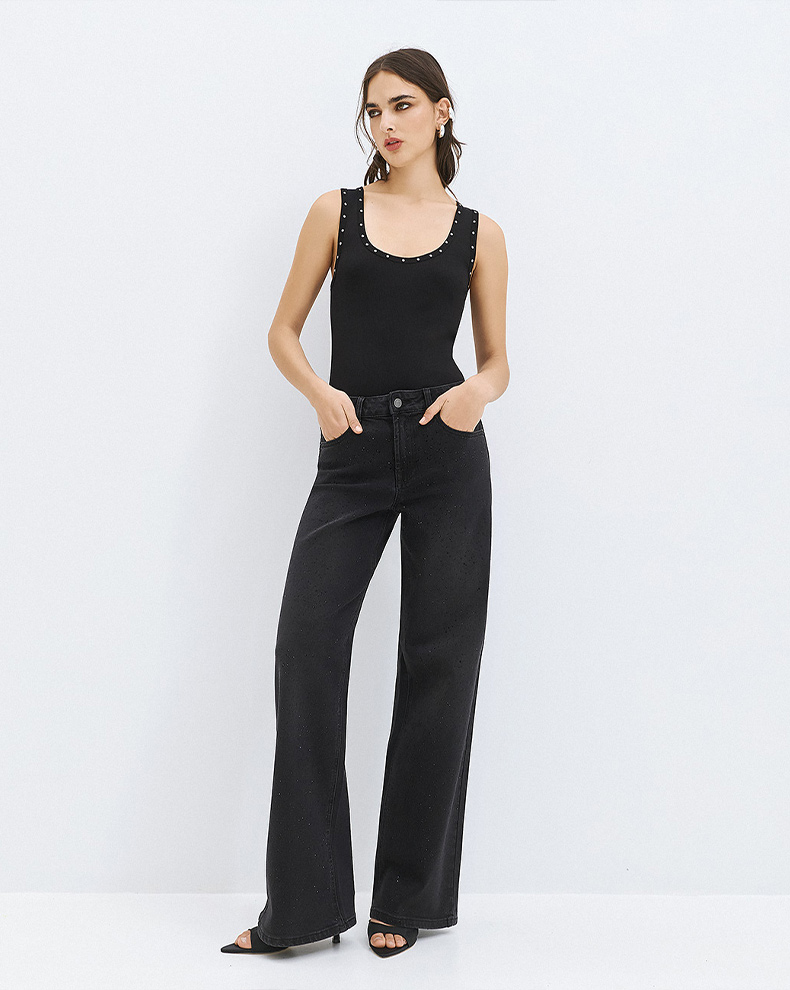 Top with straps and buttons - Access Fashion