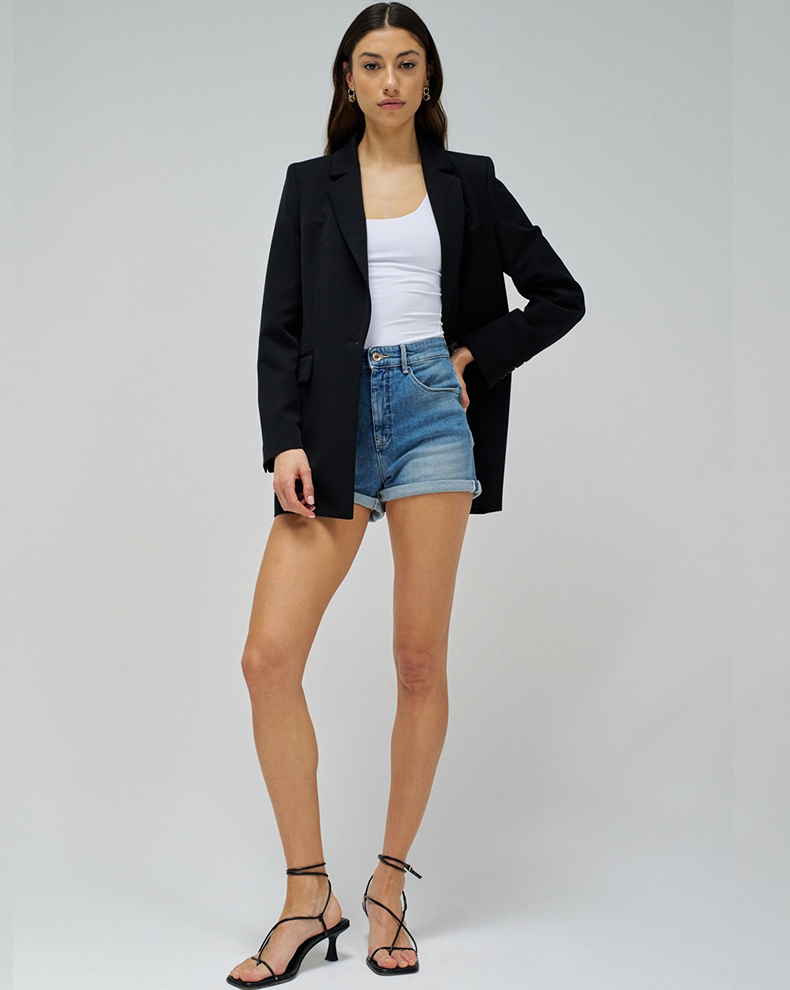 SHORT GLAMOUR