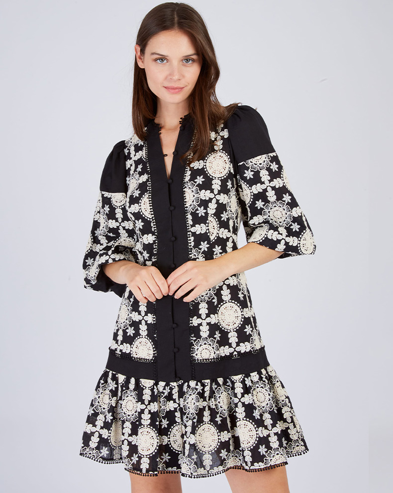 CARNAC ROBE