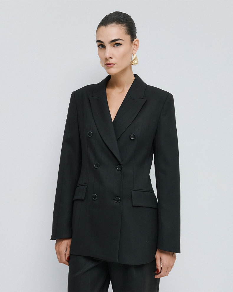 STRIPED DOUBLE BREASTED BLAZER