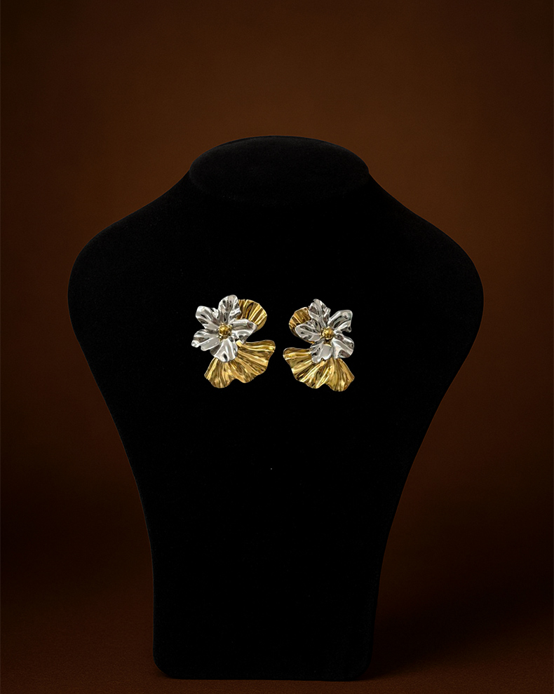 BOUCLES EARRINGS
