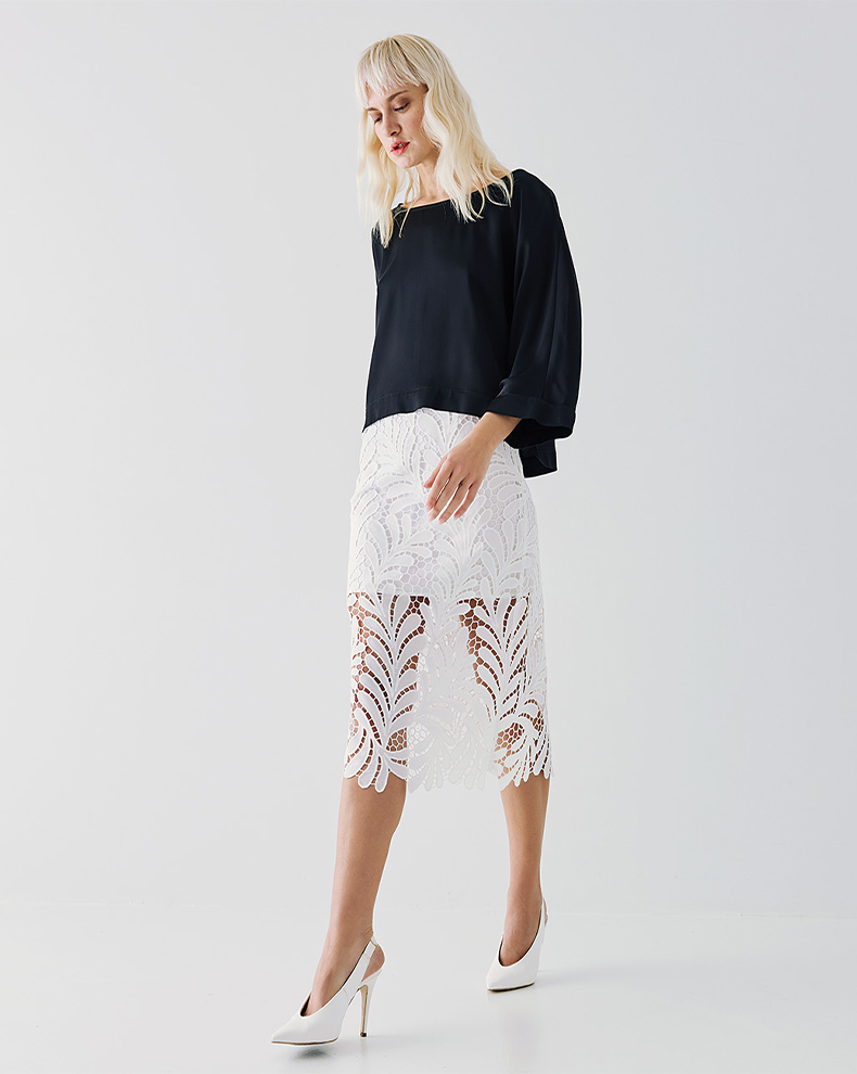 MIDI BRODERIE SKIRT