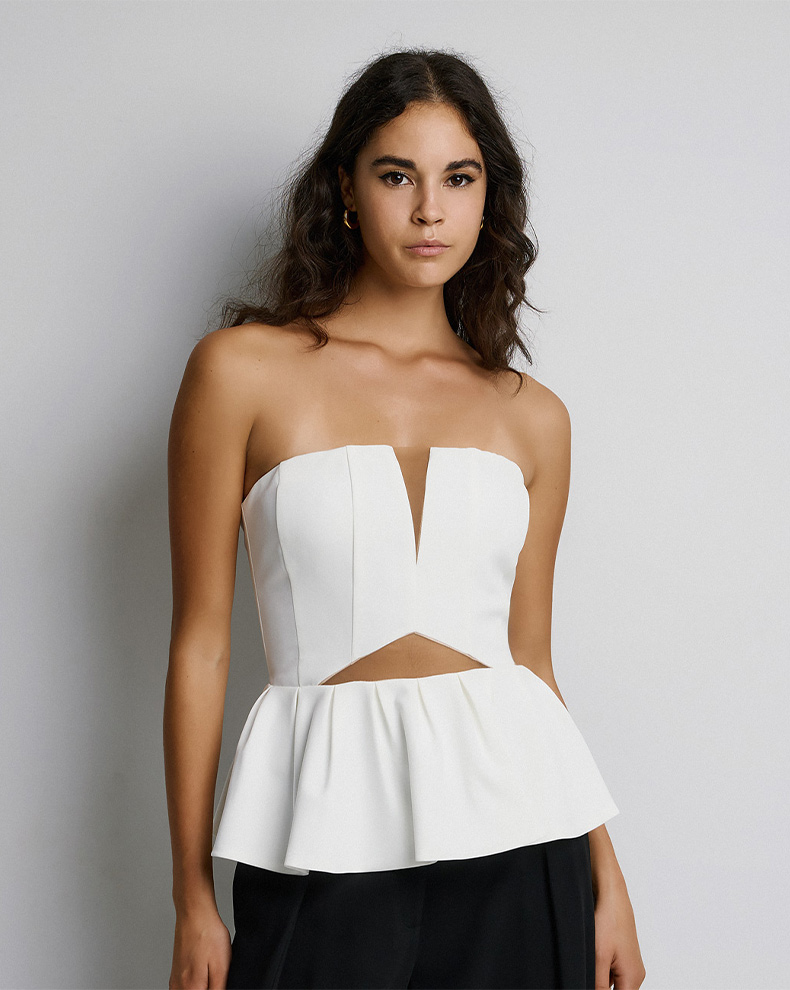 Τοπ με βολάν και άνοιγμα