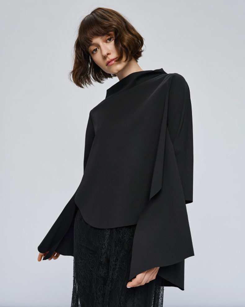 ASYMMETRIC BLOUSE