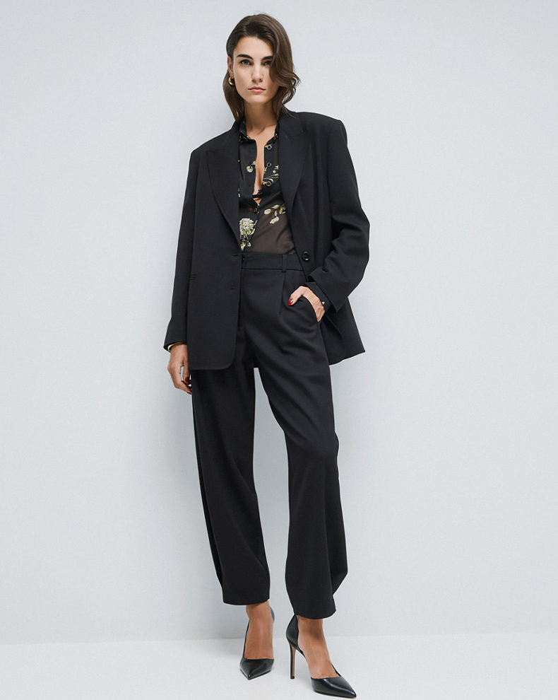 OVERSIZED BLAZER WITH WELT POCKETS