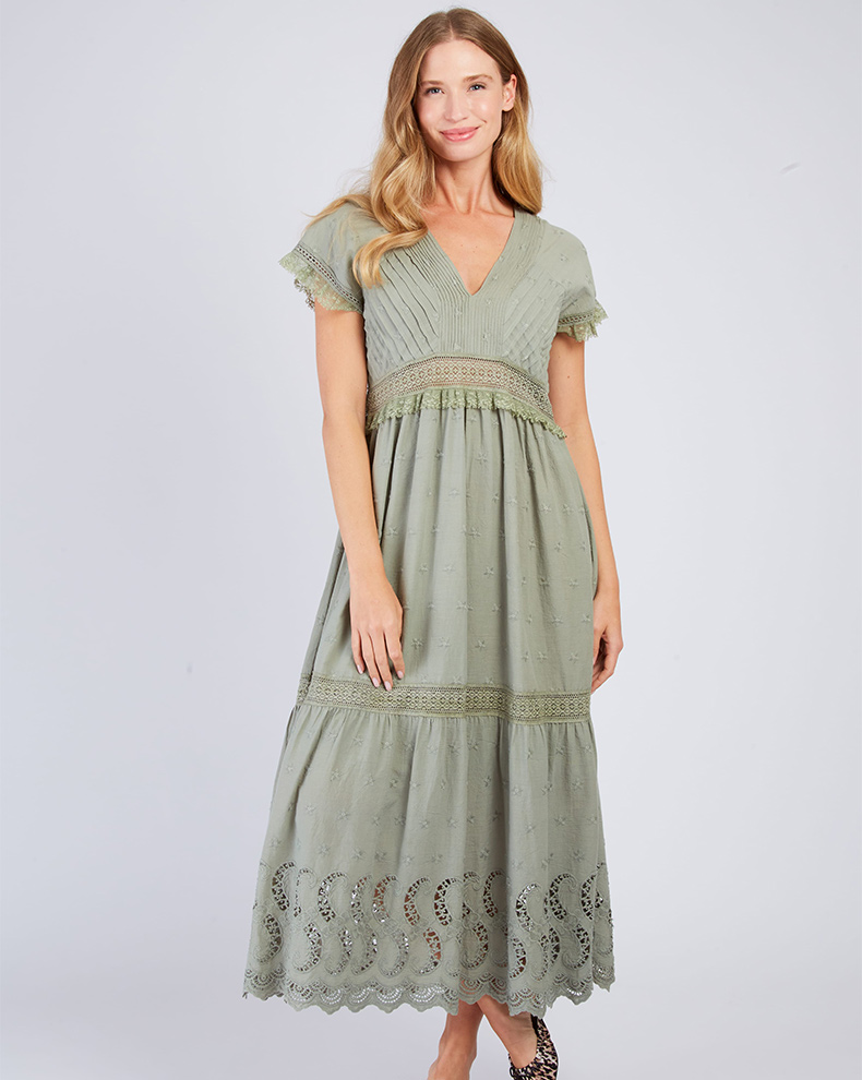 CHRISTA ROBE
