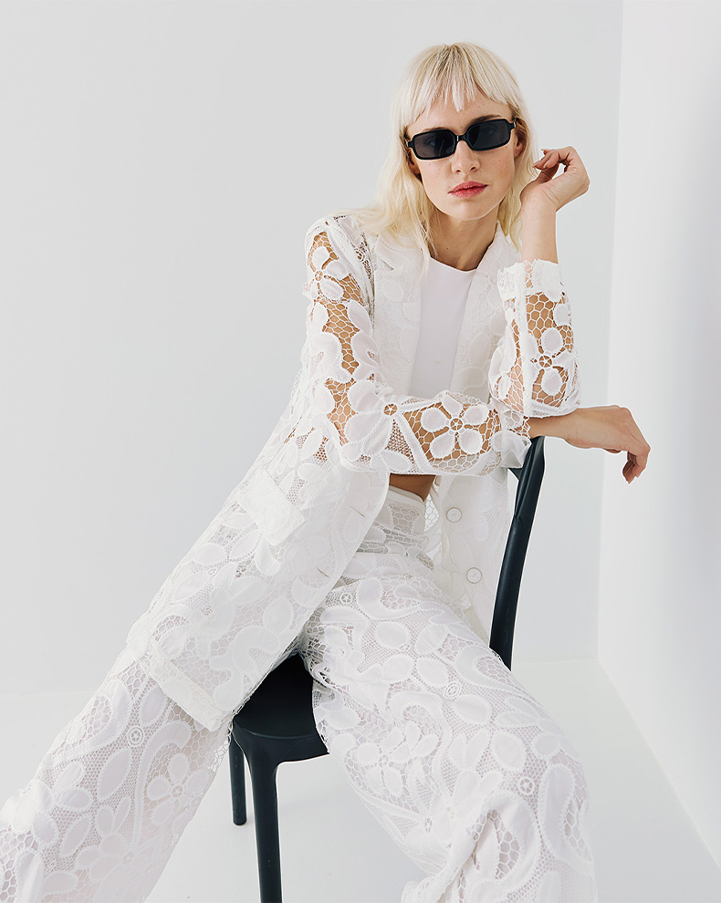 BRODERIE BLAZER