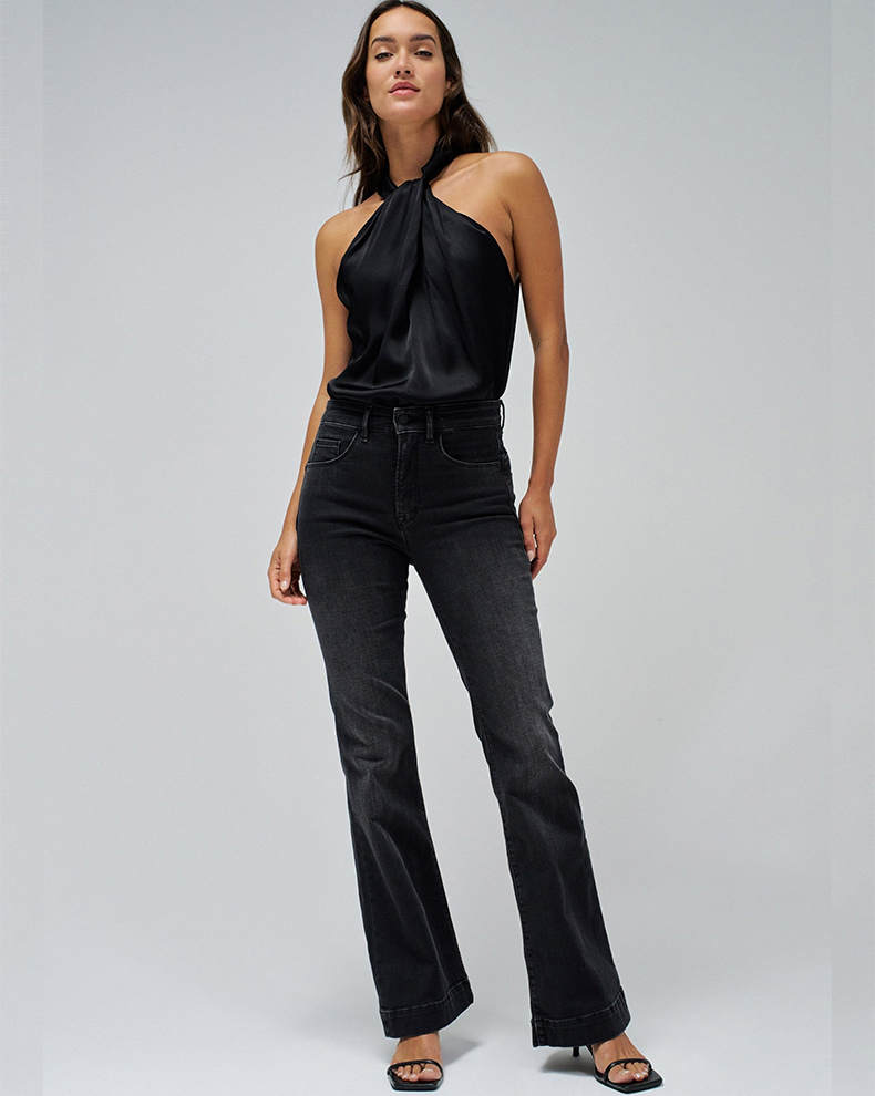 GLAMOUR FLARE