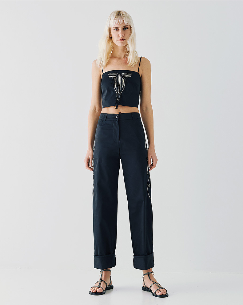 PANTS WITH EMBRODERE DRAWSTRING